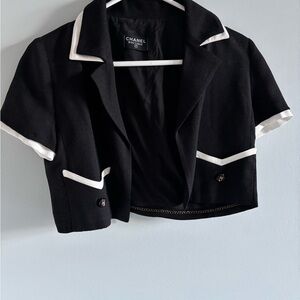 Women's Vintage Style Black and White Short Sleeve Cropped Blazer